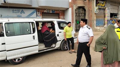 حملة مرورية بالغربية لمتابعة تعريفة الركوب بخطوط السنطة (صور)