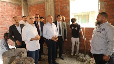 محافظ القاهرة يتفقد مشروع تطوير عزبة جرجس