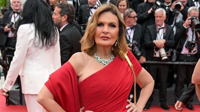 يسرا تنتهي من تصوير 