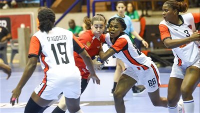 سيدات يد الأهلي يتأهلن إلى ربع نهائي بطولة إفريقيا لأبطال الكؤوس