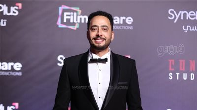  عصام السقا وأحمد غزي في العرض الخاص لفيلم المشروع x (صور)