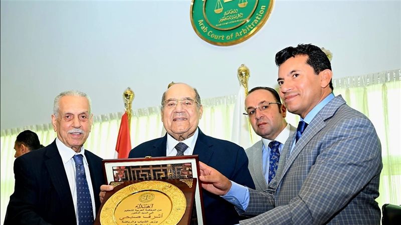 رئيس الشيوخ ووزير