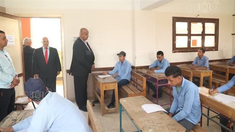 امتحانات نهاية العام،