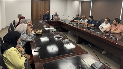 رئيس جهاز القاهرة الجديدة يلتقي سكان دار مصر لمناقشة مطالبهم