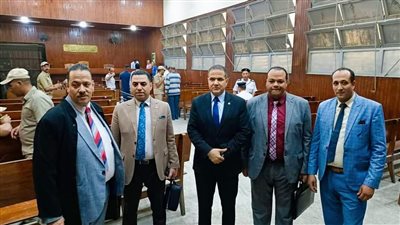 محامو الغربية يواصلون الإضراب أمام جنايات طنطا اعتراضًا على زيادة الرسوم القضائية 