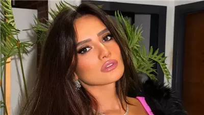 زينة  تظهر بالحي المتميز  في أكتوبر من أجل 