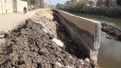 محافظ الشرقية يتابع نسب تنفيذ المشروعات بأولاد صقر 