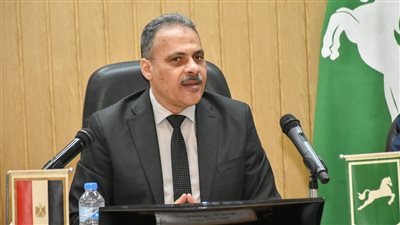 محافظ الشرقية: إزالة 7 حالات تعد على الأراضي الزراعية 