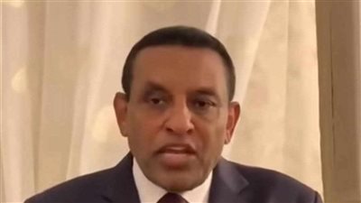 كامل إدريس أبرز المرشحين لرئاسة الحكومة في السودان