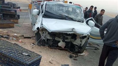 استعجال تقرير المرور فى حادث صادم أتوبيس مدارس مع سيارة ملاكي بالقاهرة