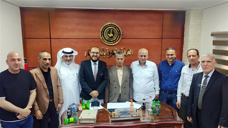 ندوة للتوعية الضريبية