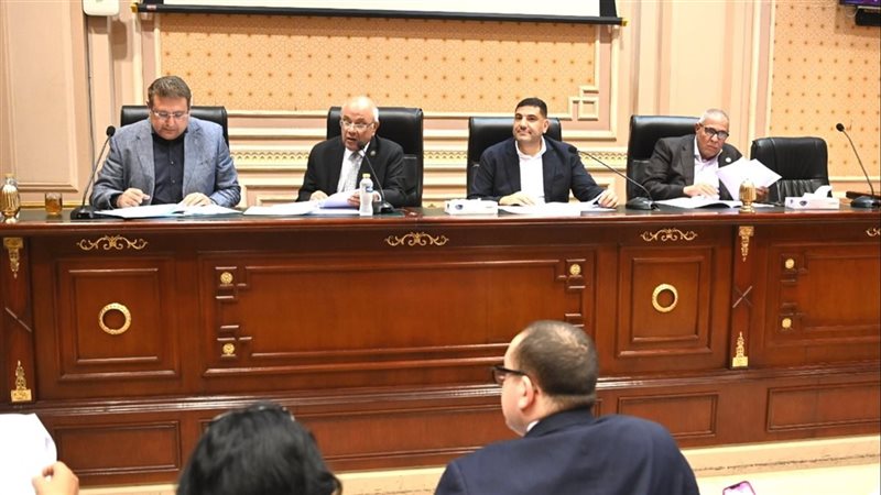اجتماع لجنة الإسكان