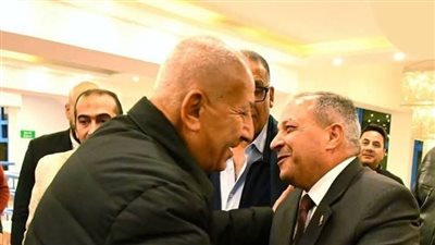 محافظ بورسعيد يترأس اجتماعًا مع مجلس إدارة النادي المصري بعد استقالة كامل أبو علي