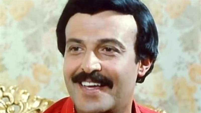 الفنان الكوميدى سمير