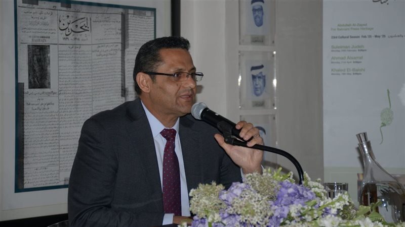 الكاتب الصحفي خالد