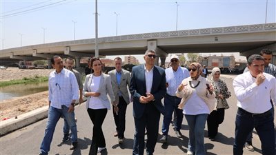محافظ الجيزة يتفقد رصف وتوسعة طريق المريوطية