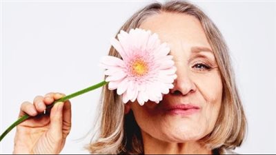 أسباب ظهور علامات الكبر فى سن مبكرة عند السيدات 