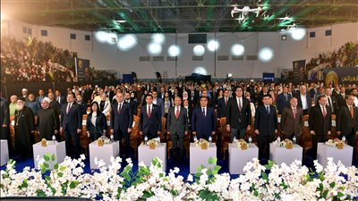 محافظ الدقهلية يشهد حفل تجهيز 100 من العرائس والعرسان (صور)