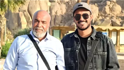 واقف على باب بيت وبيقرأ قرآن، نجل سليمان عيد يروي قصة حلم شخصين لا يعرفهما عن والده