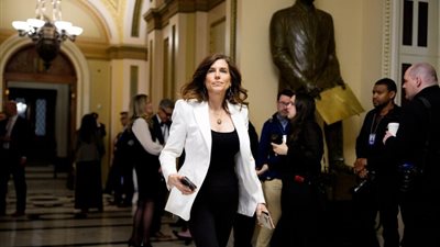 صدمة في الكونجرس، نائبة تعرض صورها عارية وتكشف عن جريمة خطرة حدثت لها (فيديو وصور)