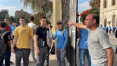 مدارس الجيزة تحذر الطلاب المخالفين للزي المدرسي في أول أيام امتحانات الترم الثاني (فيديو وصور) 