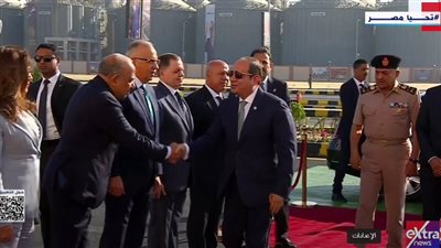 لحظة وصول السيسي لحضور فعاليات موسم حصاد القمح 2025 (فيديو) 
