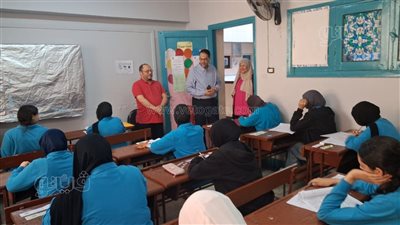 وكيل التعليم بالغربية يشدد على الانضباط داخل لجان الامتحانات (صور)