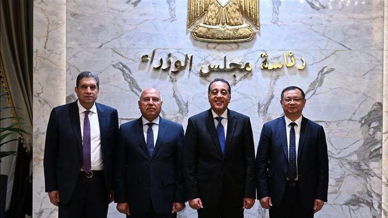 جانب من توقيع الاتفاقية،