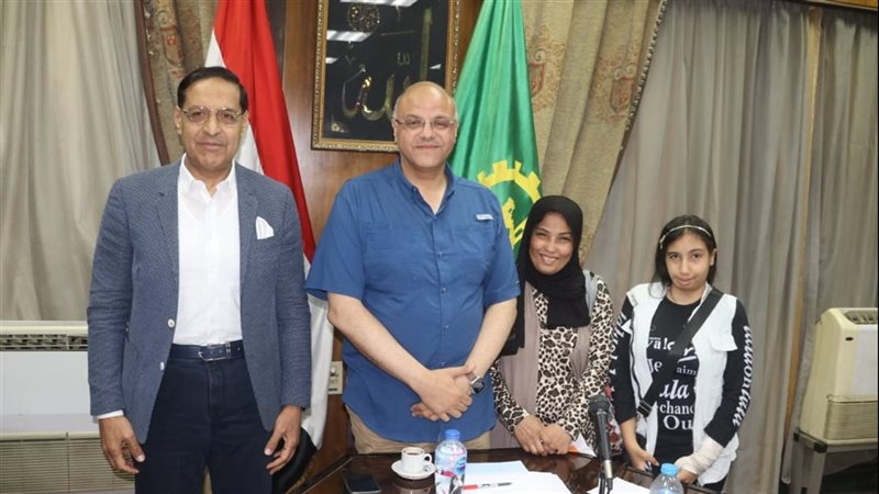 محافظ القليوبية خلال