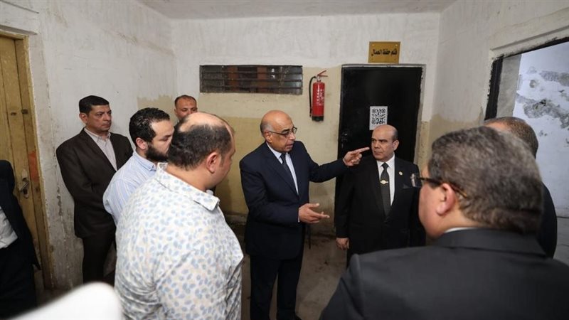 وزير العدل خلال الجولة