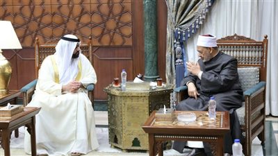 شيخ الأزهر يبحث مع ولي عهد الفجيرة سبل الحفاظ على منظومة الأسرة وتمكين الشباب 