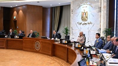 وزير الاستثمار يستعرض البرنامج الجديد لرد الأعباء التصديرية