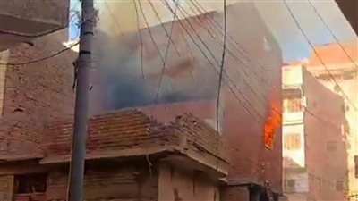 السيطرة على حريق هائل بمنزل في طنطا (فيديو وصور)