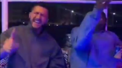 دانيال سيزر وأحمد مالك في نزهة نيلية على أنغام شيرين (فيديو) 