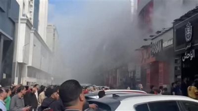 المعمل الجنائي يعاين حريق عقار أكتوبر 