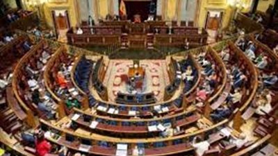 الأرباح ملطخة بدماء الأطفال، إسبانيا تتجه لفرض حظر على تجارة الأسلحة مع إسرائيل 