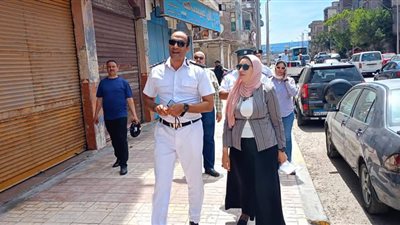 حي العجمي يزيل أجزاء من 3 عقارات تعرض أرواح المواطنين للخطر (صور)