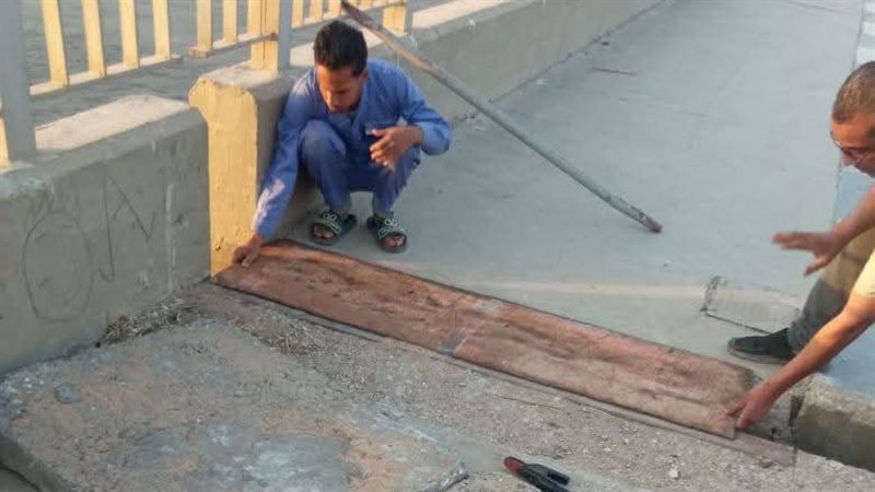 عملية تركيب صاج فى