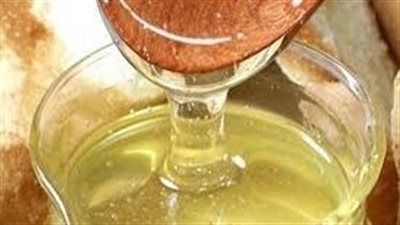 تفسير رؤية تناول العسل الأبيض في المنام وعلاقتها بتحقيق أمنية طال انتظارها 