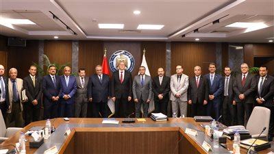  البترول: تصنيع الفوسفات محليا يعظم القيمة المضافة