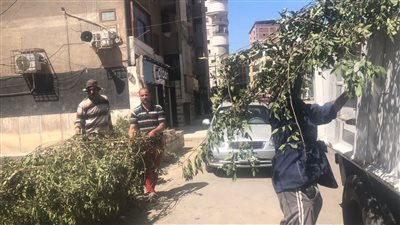 40 صورة ترصد رفع 530 طن مخلفات بلدية وتجمعات قمامة في حملة نظافة بالمنصورة