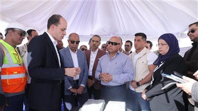 وزير الصناعة: فرص استثمارية واعدة بمنطقة