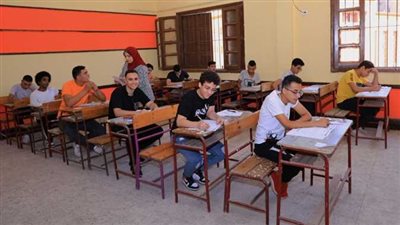 131 ألفا و784 طالبا بالصف الأول الإعدادي بالدقهلية يؤدون اليوم امتحان الرياضيات