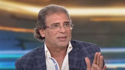 خالد يوسف يرد عمليا على شائعة اعتزاله الإخراج ويعلن تفاصيل فيلمه القادم (فيديو)