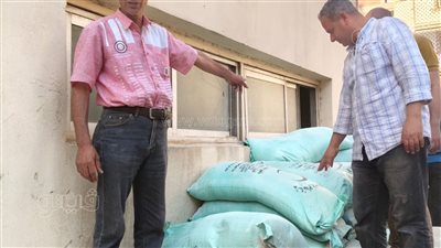 ضبط سيارة محملة بدقيق بلدي مدعم قبل بيعها في السوق السوداء بالغربية 