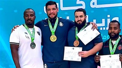 وكيل رياضة الدقهلية تهنئ عبد اللطيف منيع الفائز ببطولة كأس وزير الرياضة بالسعودية (صور)