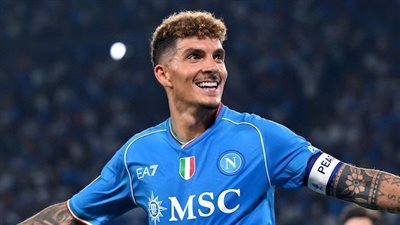 دي لورينزو قائد نابولي يعادل إنجاز مارادونا 
