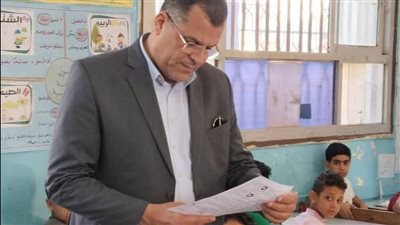 وكيل تعليم دمياط يتفقد لجان امتحانات الروضة لمتابعة الانضباط (صور)