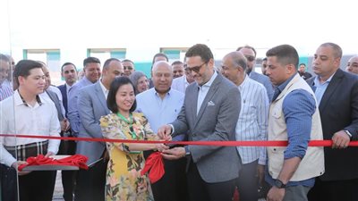  كامل الوزير يتفقد عددا من مشروعات النقل بالصعيد 