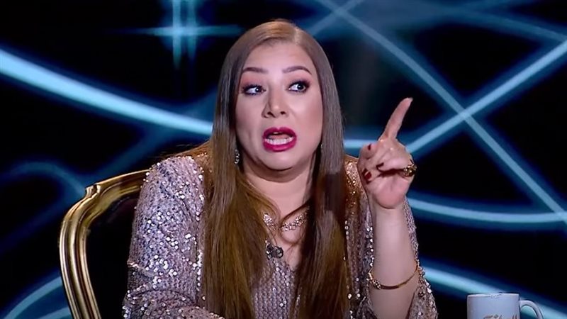 الفنانة انتصار، فيتو